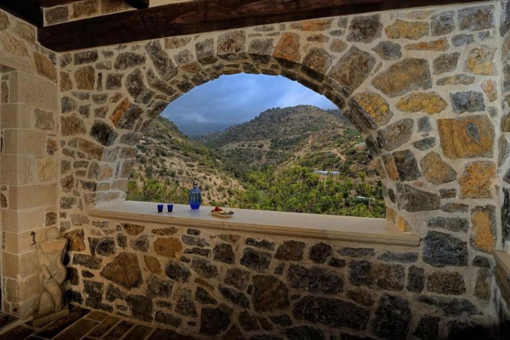 아클리아 Stone House With Sea View 빌라 외부 사진